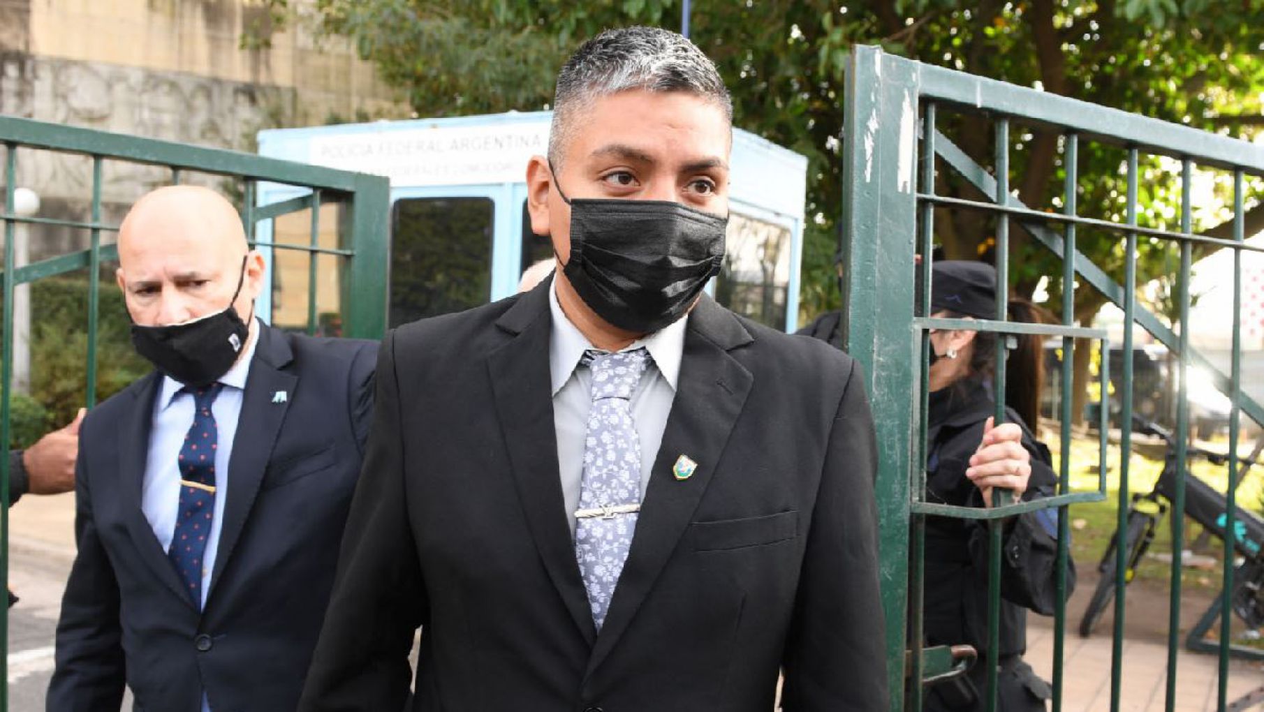 Chocobar: seguirá siendo policía aunque por cinco años deberá realizar tareas administrativas