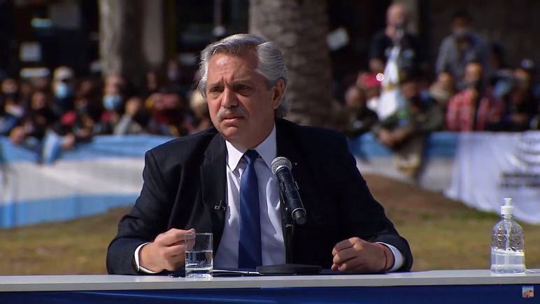 El presidente Fernández anunció que volverán los próceres a los billetes: "San Martín hubiera estado con nosotros"