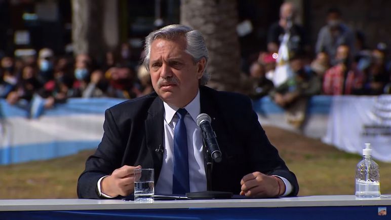 El presidente Fernández anunció que volverán los próceres a los billetes: "San Martín hubiera estado con nosotros"