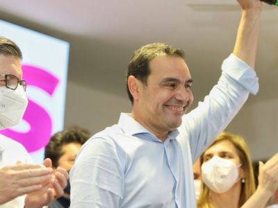 Gustavo Valdés es reelecto en la provincia de Corrientes, ganó con más del 76% de los votos
