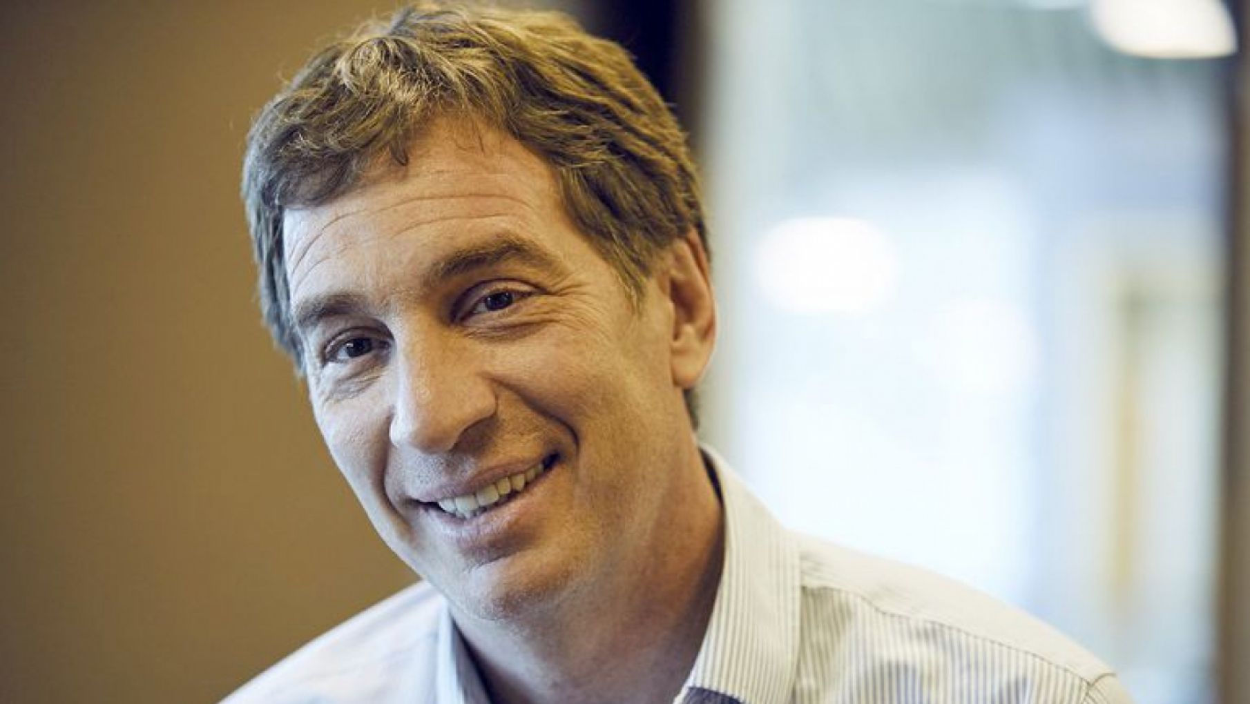 Santilli aprovecha la polémica de La Matanza para sacar un spot: "educar no es adoctrinar"