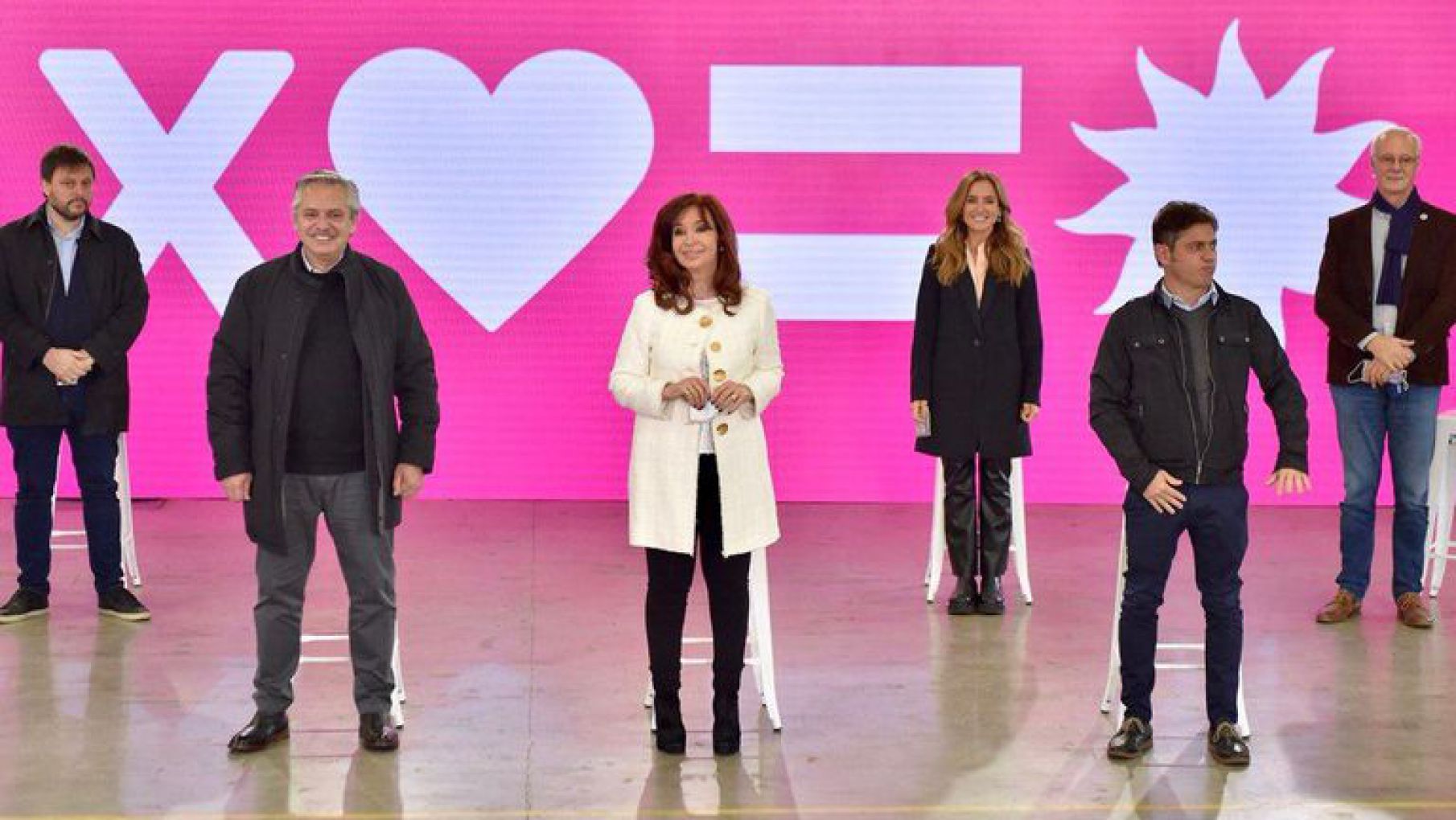 El Gobierno evalúa "días, horarios y locaciones" para el cierre de campaña