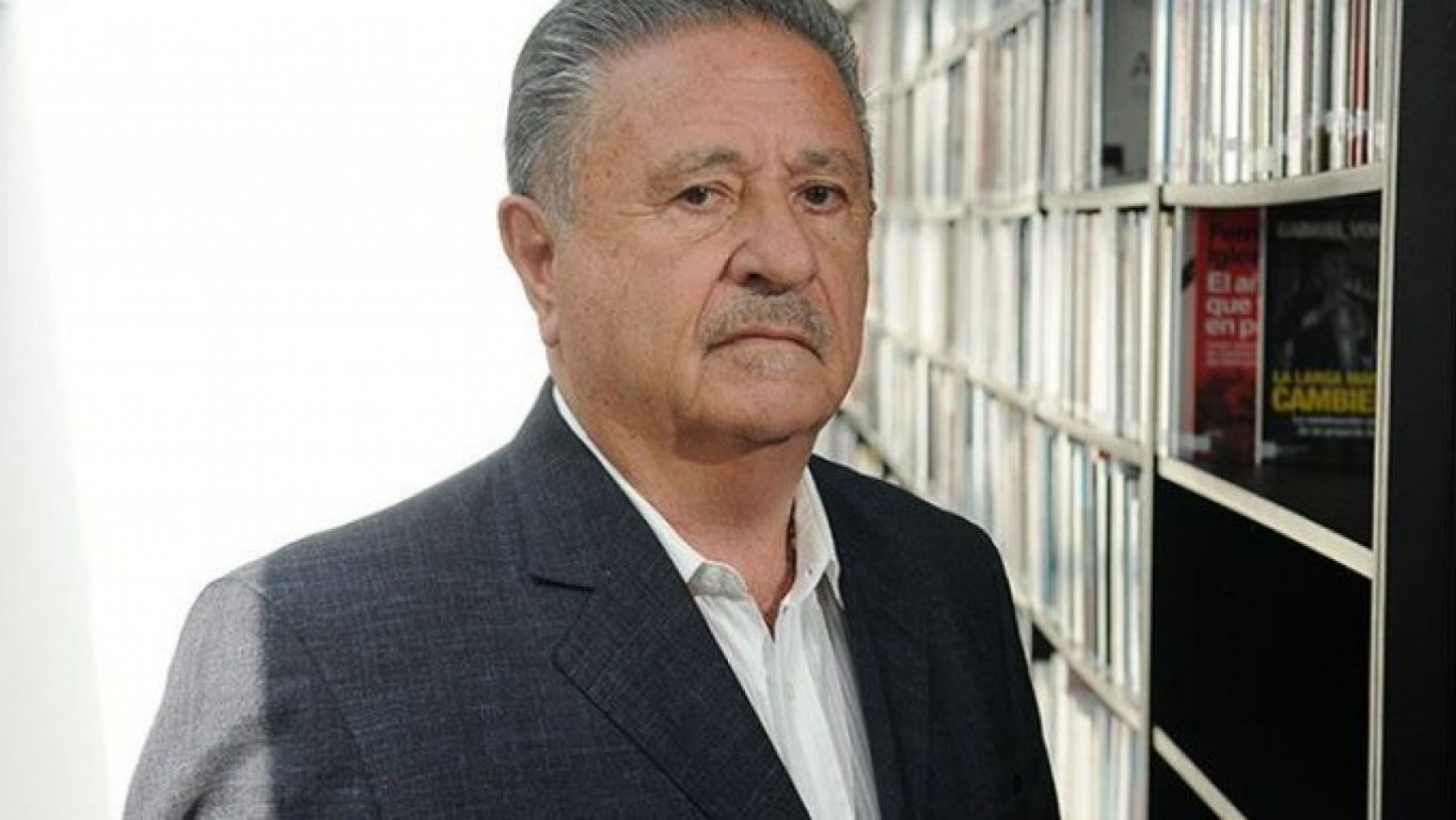 El ex presidente Duhalde habló sobre la situación de Argentina y sostuvo que es "muy difícil"