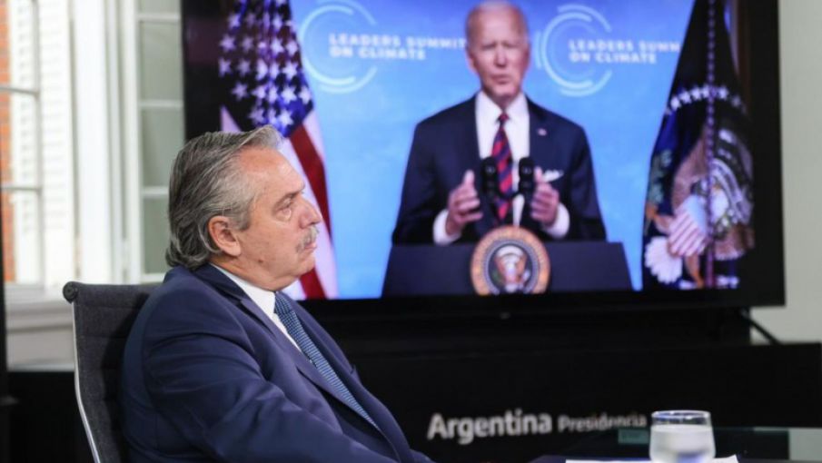 En medio de la crisis Fernández participo en la cumbre sobre el clima