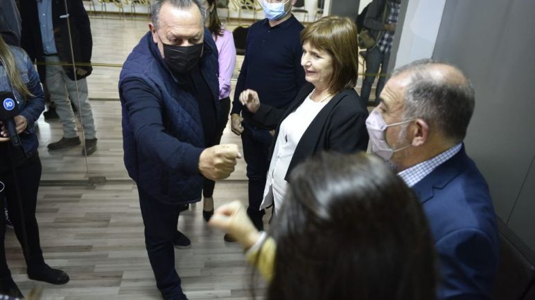 Bullrich visita Córdoba para apoyar a Juez, De Loredo y Rodríguez Machado