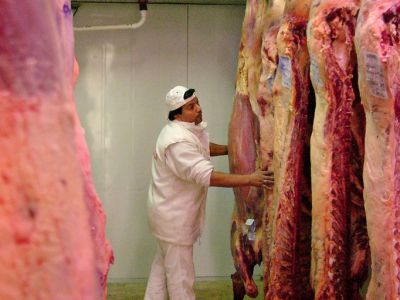 El Gobierno flexibiliza el cepo a las exportaciones de carne