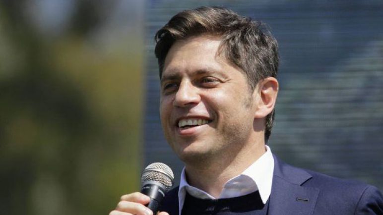 Kicillof sobre Macri: está "pidiendo la pelota" para volver a la política