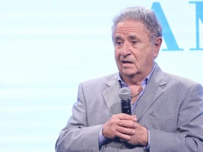 Duhalde: "Esto lo salvamos entre todos o no lo salva nadie"