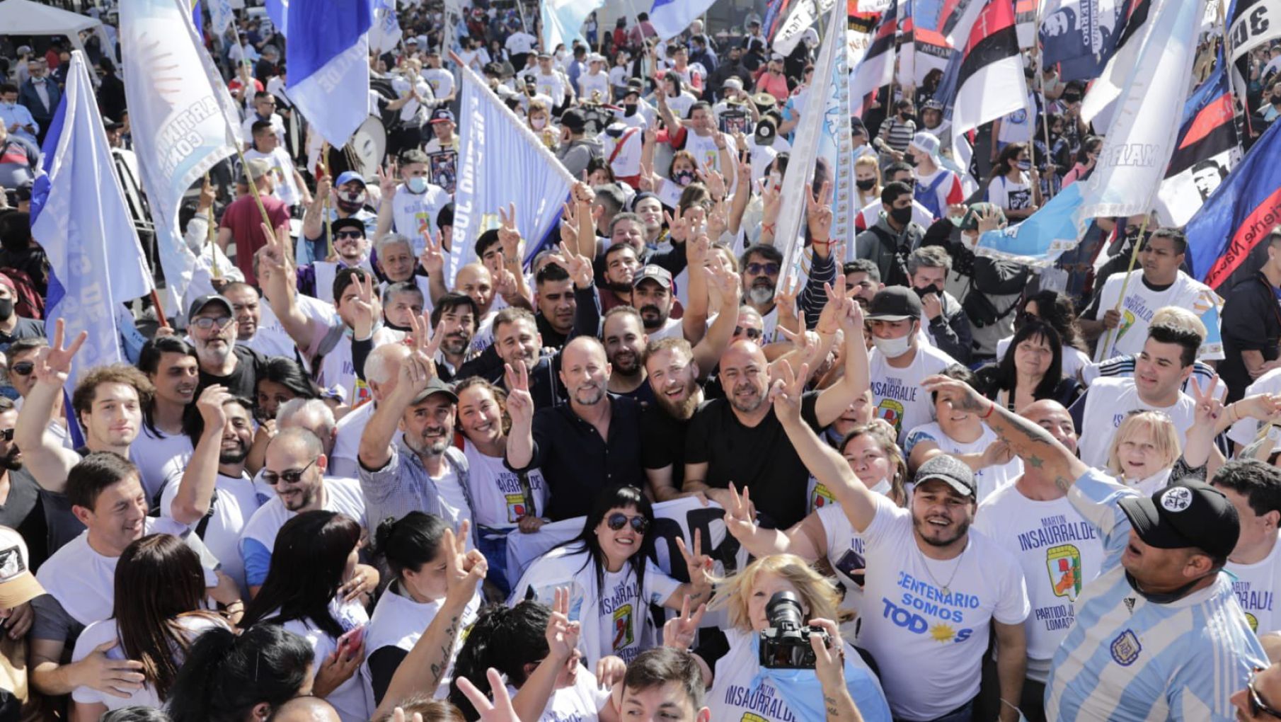 Polémica por la ausencia de Fernández, Cerruti afirmó que no estaba previsto que participara del acto del 17 de octubre