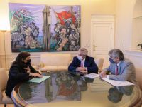 Se anunció un aumento salarial del 10% para los científicos del CONICET