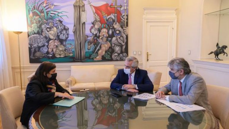 Se anunció un aumento salarial del 10% para los científicos del CONICET