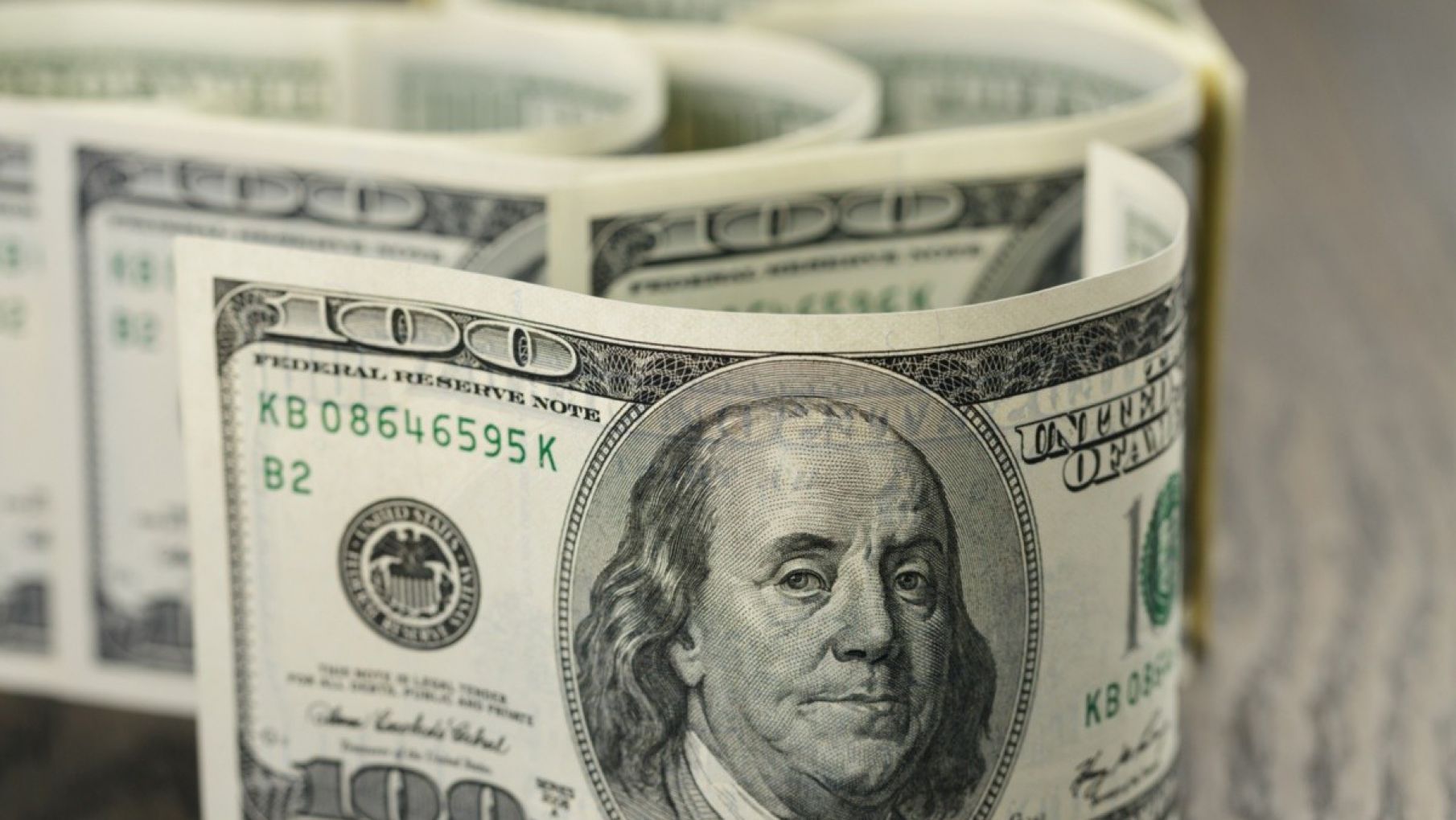 El dólar blue alcanzó otro récord por una mayor demanda