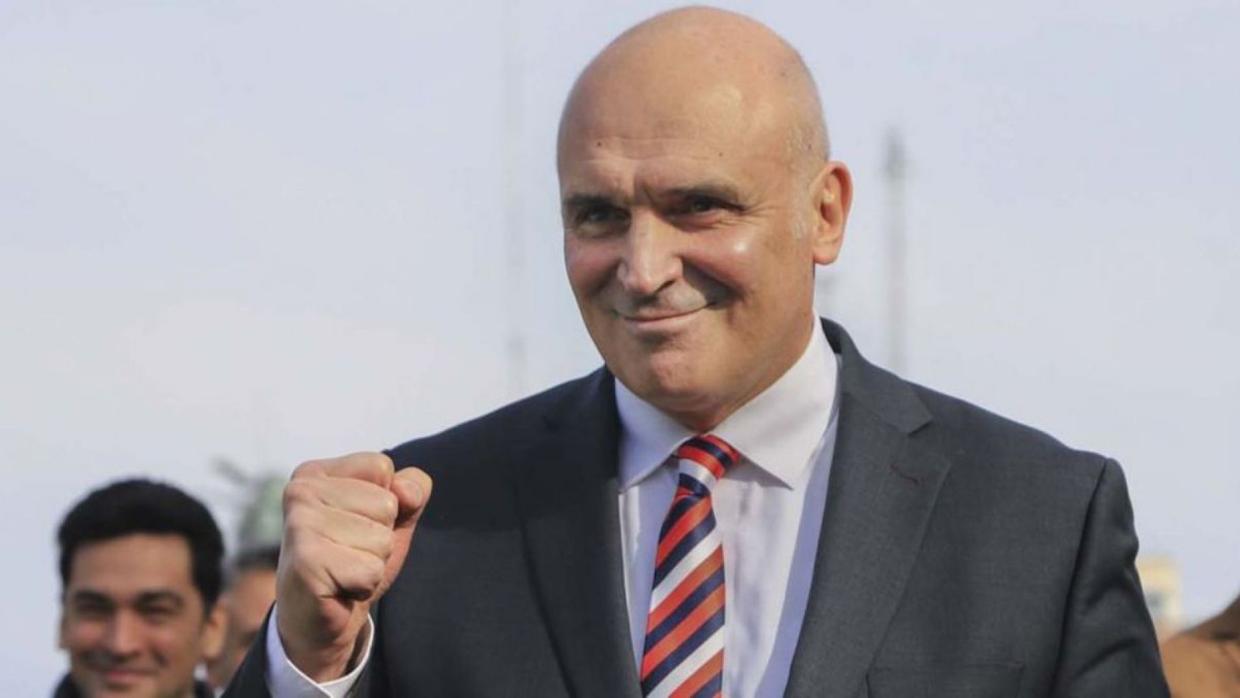 Tras la ola de inseguridad habló Espert "para los delincuentes, cárcel o bala"