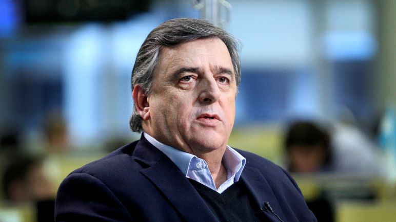 El presidente del bloque de la UCR cuestionó el acto de la democracia