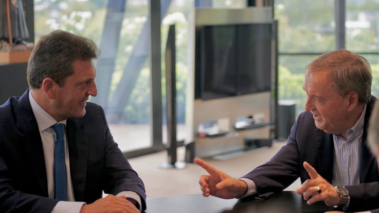 Schiaretti acusó hoy a Massa de mostrar una "actitud intimidatoria" y de usar un "tono de amenaza" contra las provincias