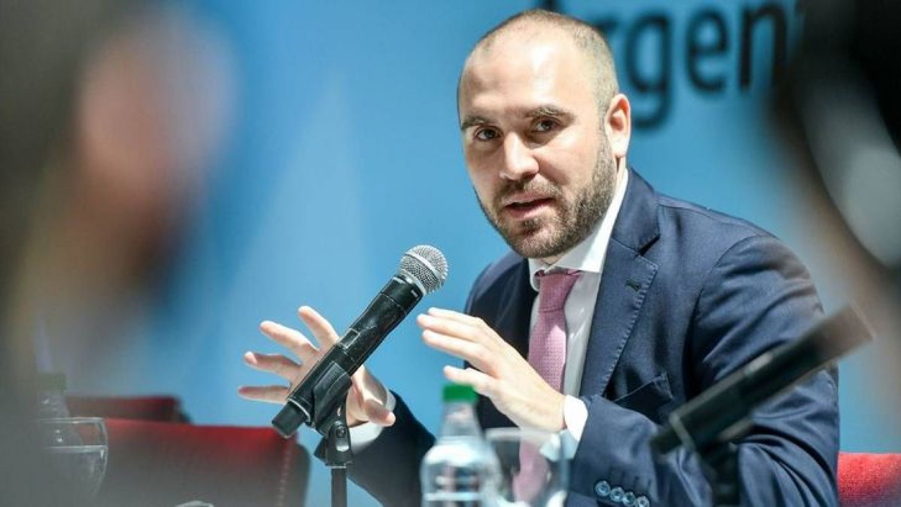 Gúzman consideró necesario que se logre un acuerdo "creíble" con el FMI