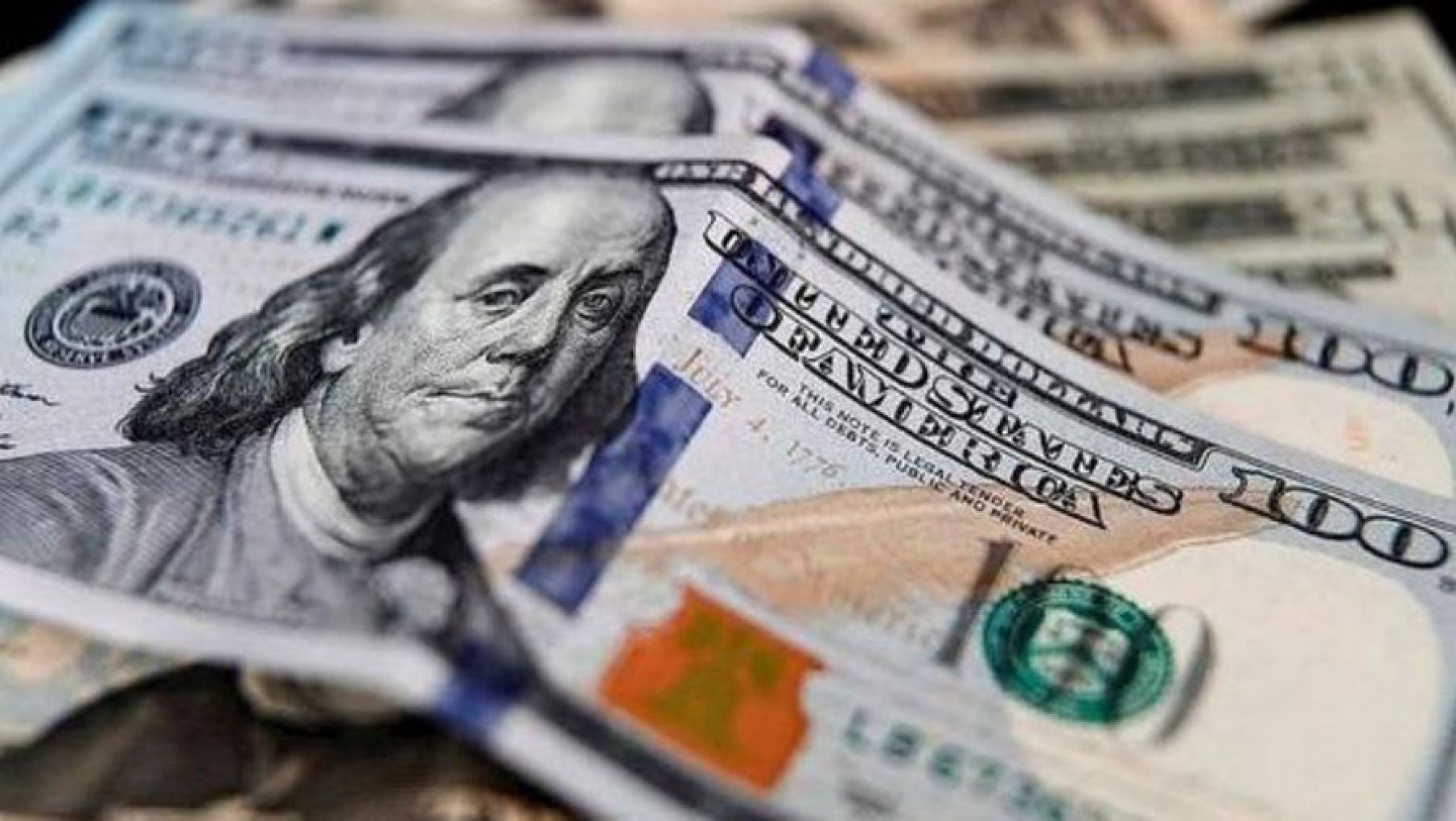 La cotización del dólar blue sigue en un nivel alto