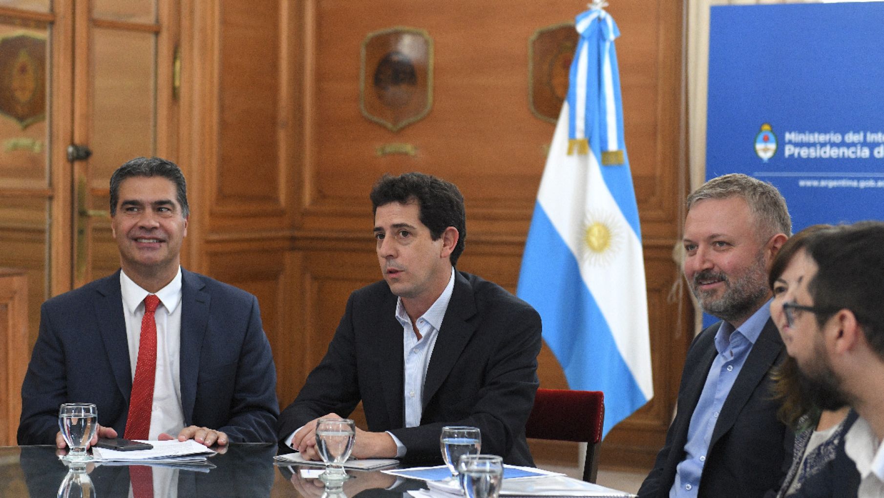 Wado de Pedro viajó a ver a Milagro Sala en un avión oficial de Chaco