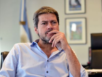 Lammens aseguró que es necesario que vuelva el público a los partidos de fútbol