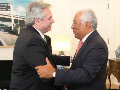 Tras el triunfo del Partido Socialista en Portugal, Fernández felicitó al primer ministro