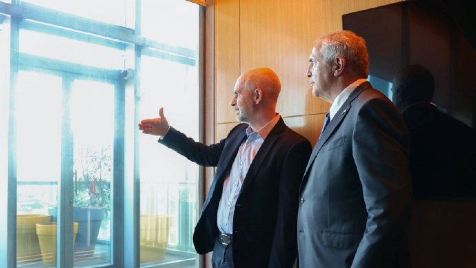 Horacio Rodriguez Larreta recibió al embajador de EEUU Stanley