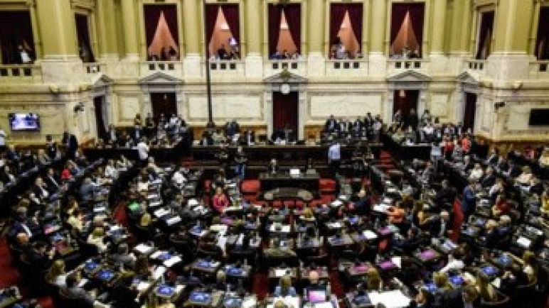 Preparaciones en el Senado para recibir el acuerdo con el FMI