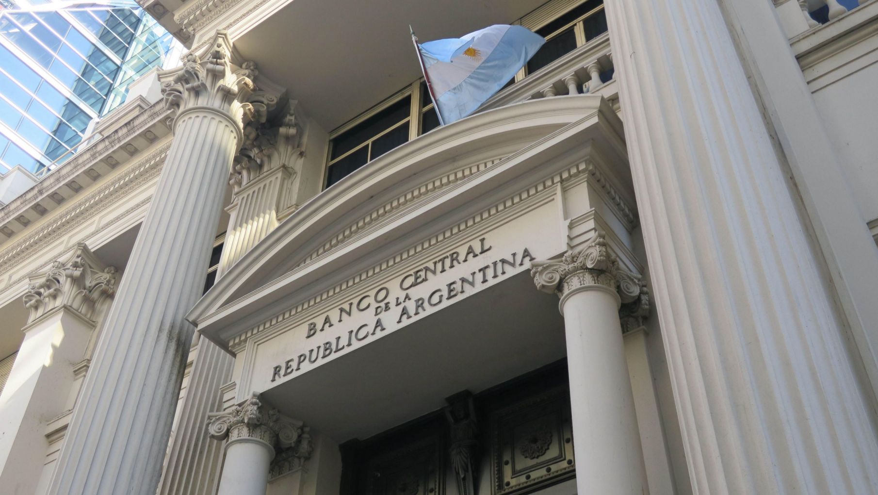 Hoy se reúne el Directorio del BCRA y hay expectativa por la suba de la tasa de interés