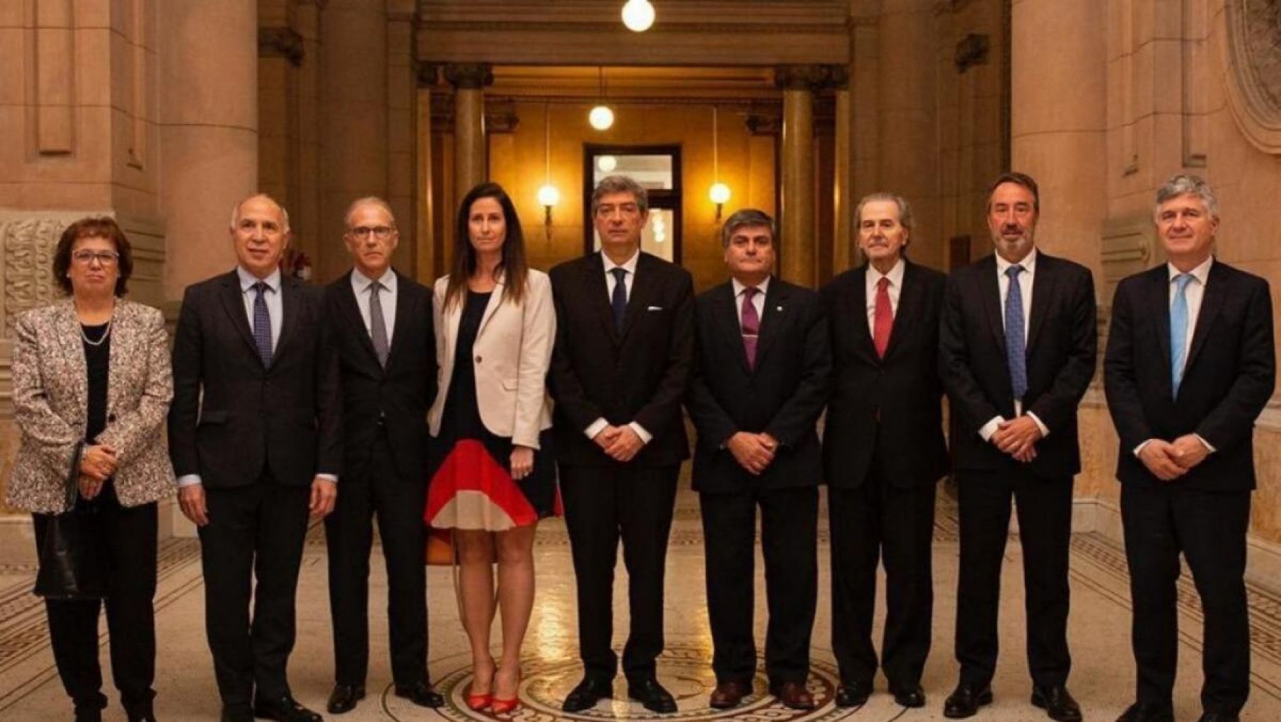 Jueces de la Corte Suprema se reunen con los miembros de la Asociación de Magistrados