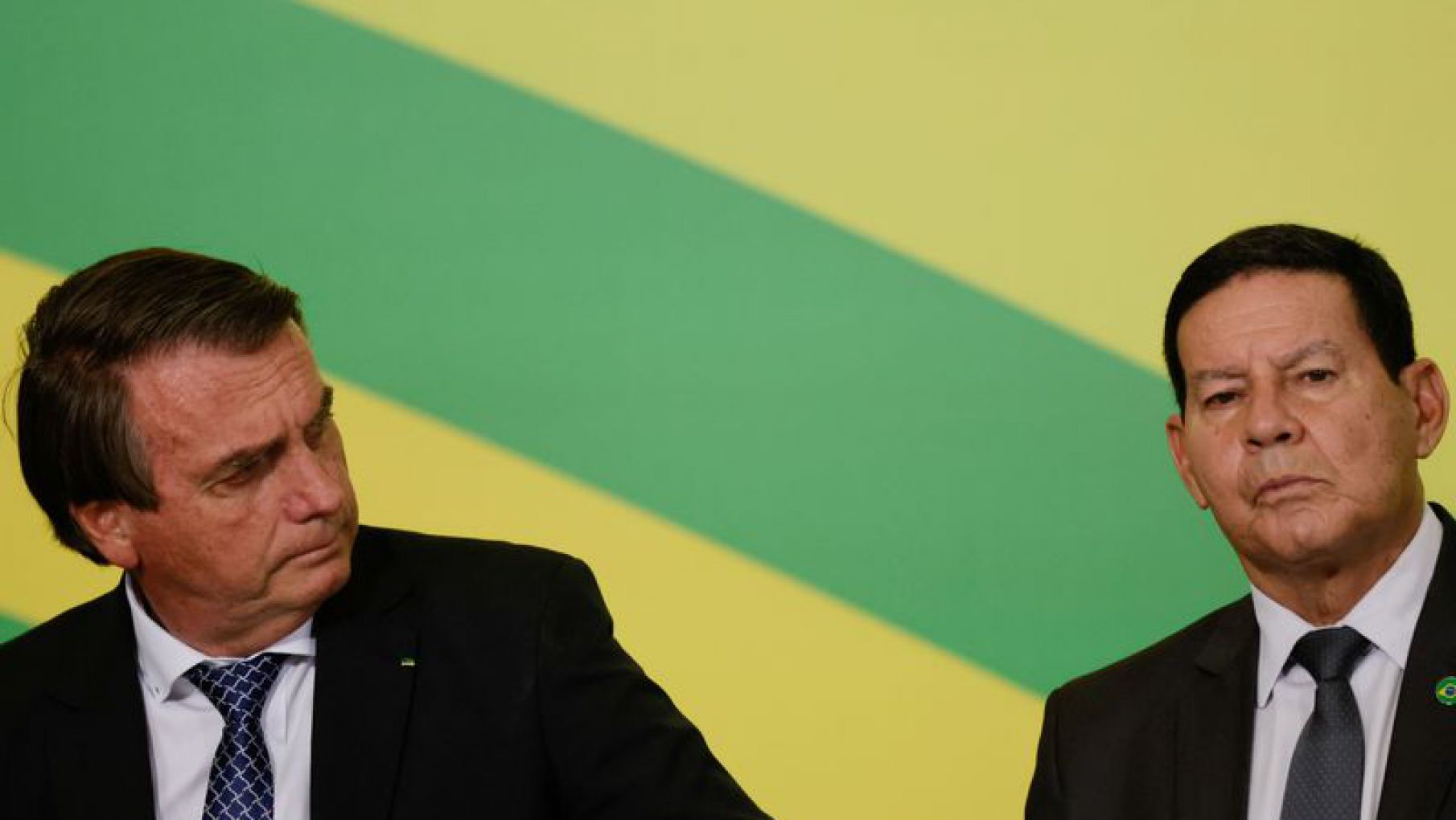 El vicepresidente de Bolsonaro rompe el silencio tras la derrota