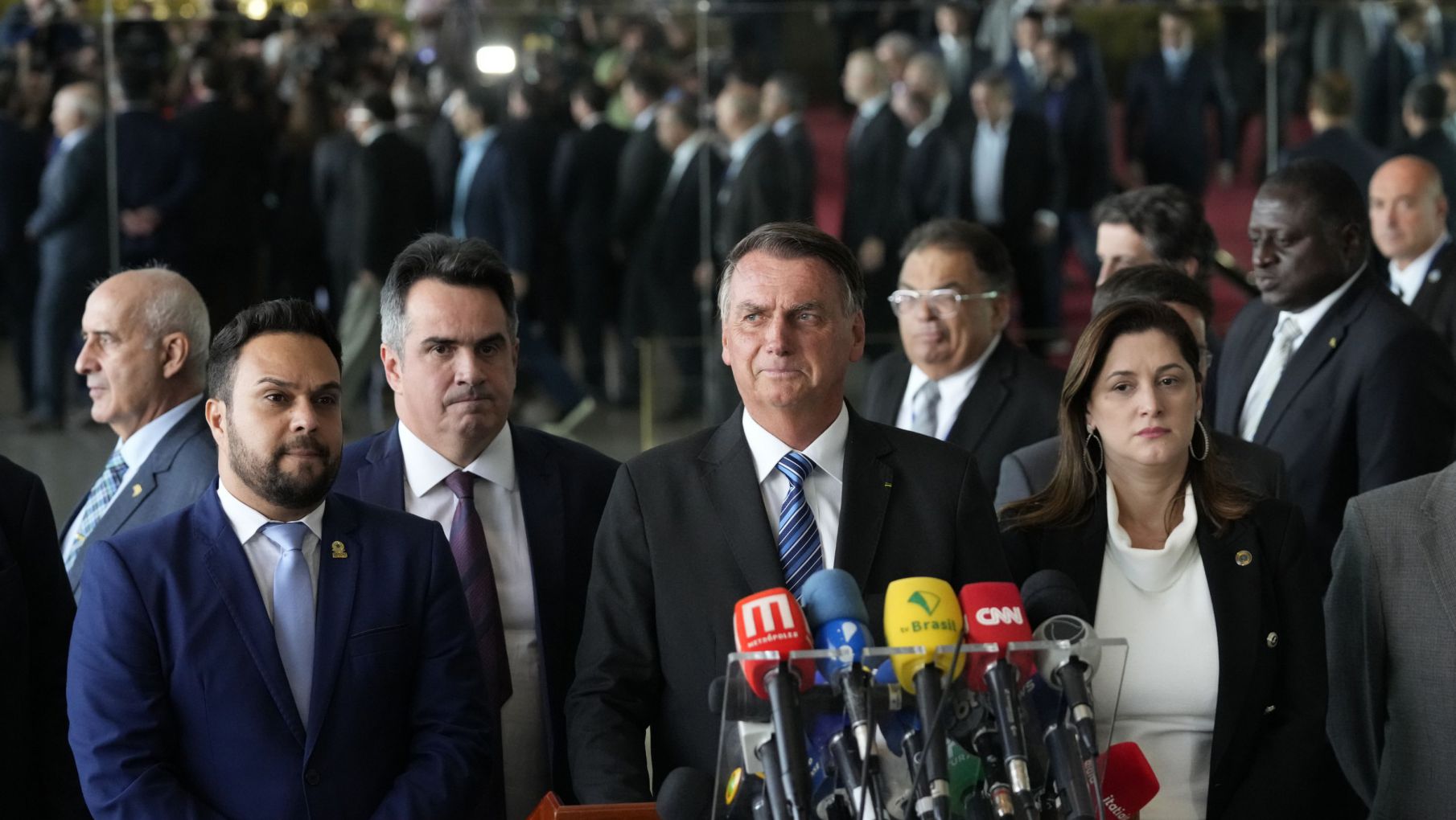 Jair Bolsonaro reconoció su derrota ante la Corte Suprema