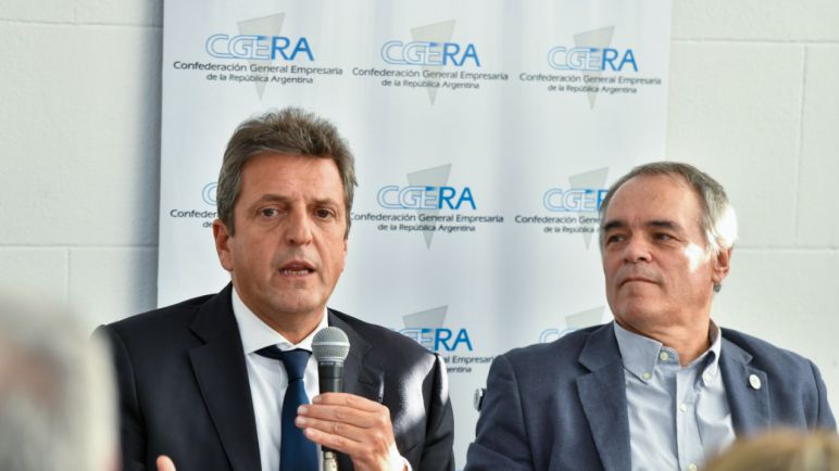 Massa se reunió con empresarios industriales para hablar sobre importaciones