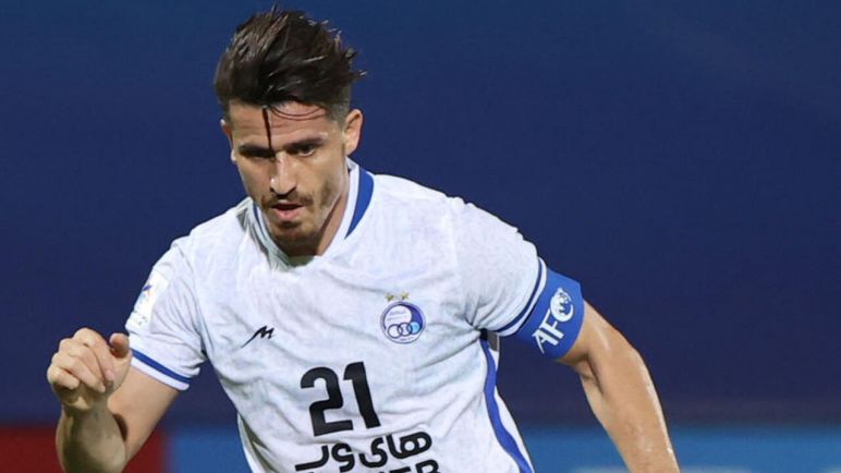 El Régimen iraní ordenó la ejecución de un futbolista, por ir a las protestas a favor de las mujeres