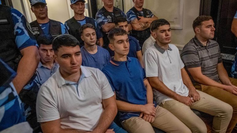 Segunda semana del juicio oral contra los 8 rugbiers, se presentaron sin barbijo