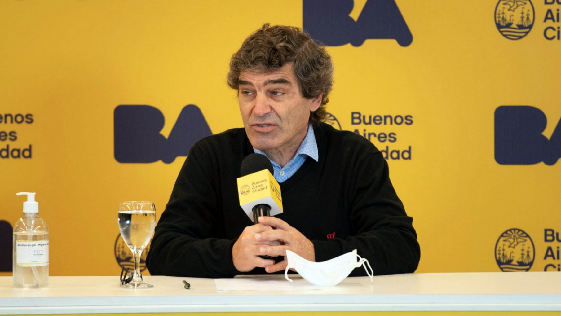 Fernán Quirós reveló su filosofía para competir por la jefatura de Gobierno