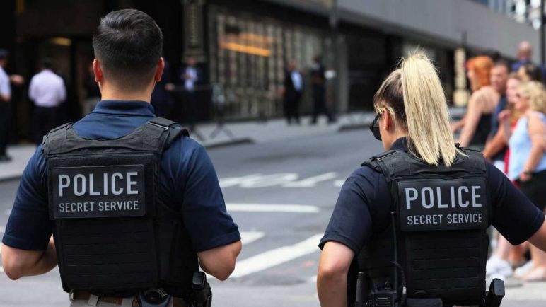 El director del FBI insiste en que el Covid -19 fue causada por un laboratorio de Wuhan