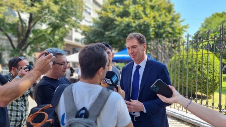 Santilli criticó a Kicillof: "habla de una provincia que no existe"