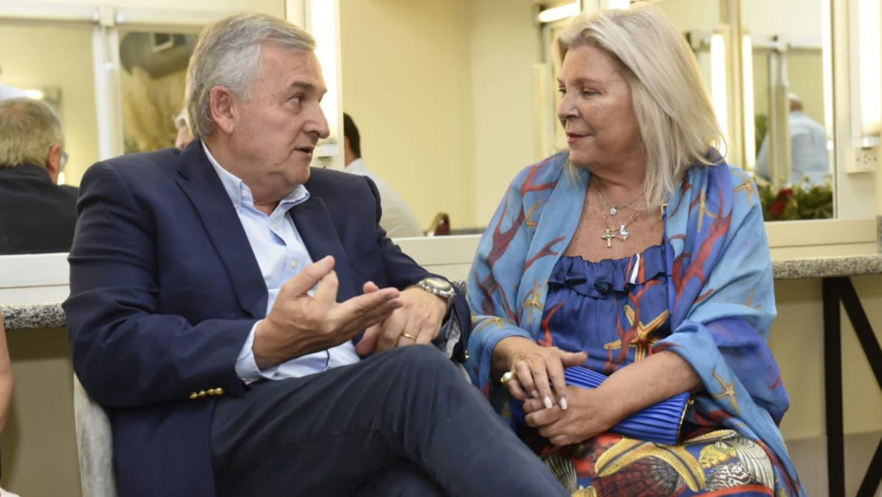 Elisa Carrió acompañó el acto de lanzamiento de Morales