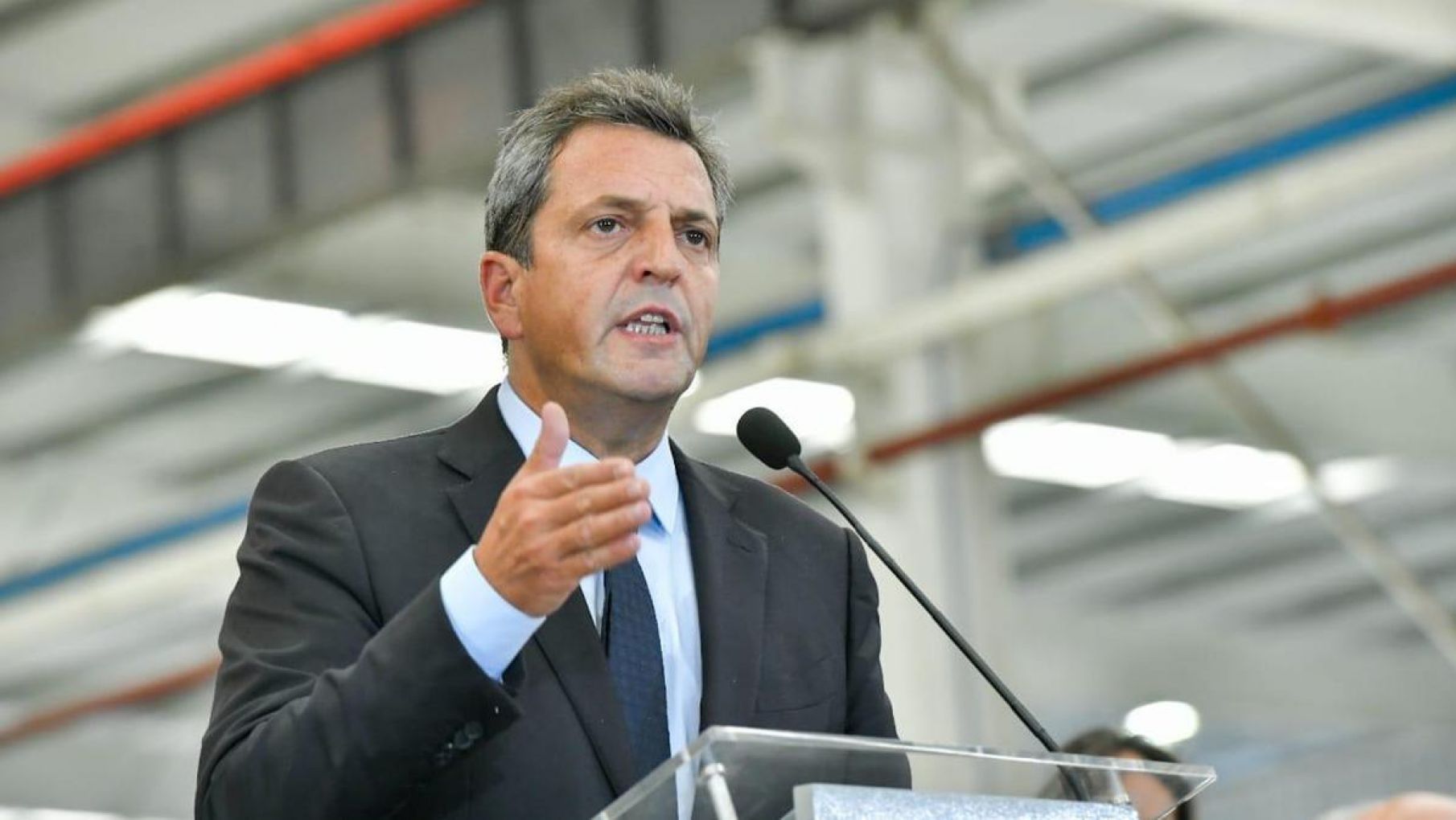 La oposición cuestionó la venta de bonos en dólares de la ANSES