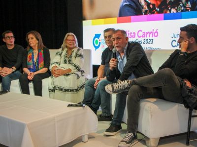 Con el apoyo de Elisa Carrió, la Coalición Cívica cordobesa ratificó su pertenencia a JxC