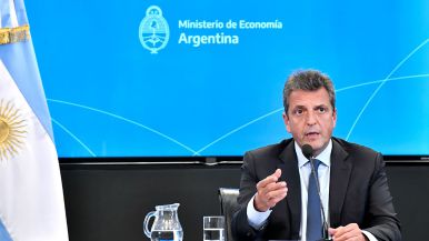 Massa acordó con la CGT beneficios en el Impuesto a las Ganancias, para trabajadores de todo el país