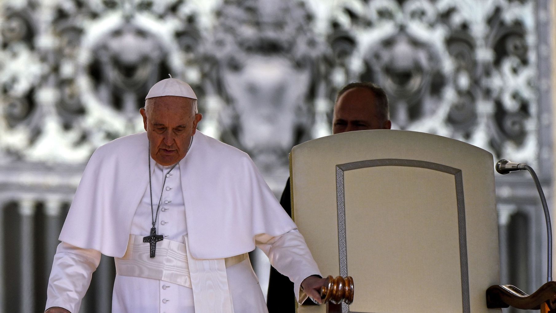 Viaje al centro de Europa: el Papa Francisco visita Hungría