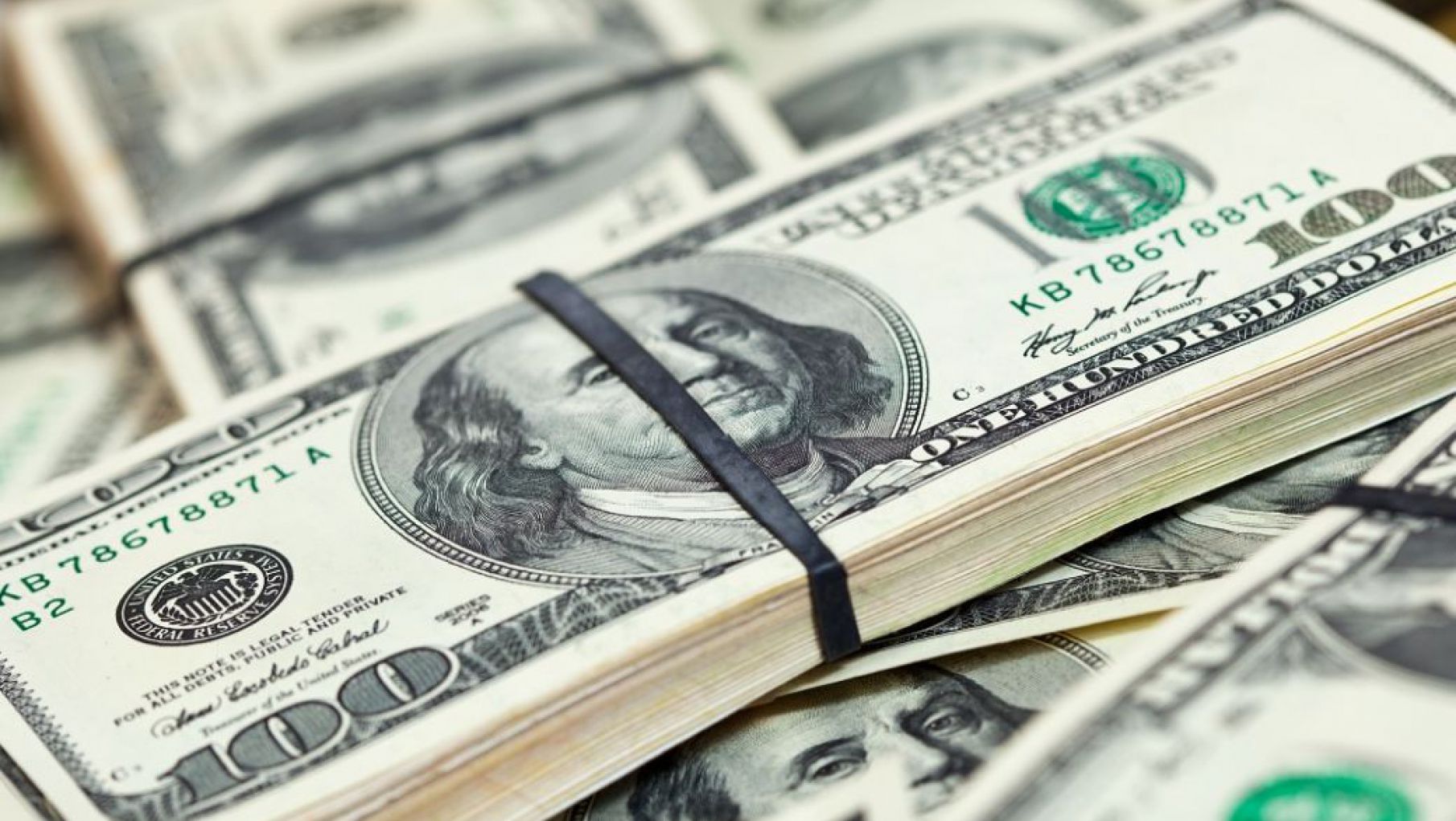 Rebote del dólar blue tras las medidas del Gobierno