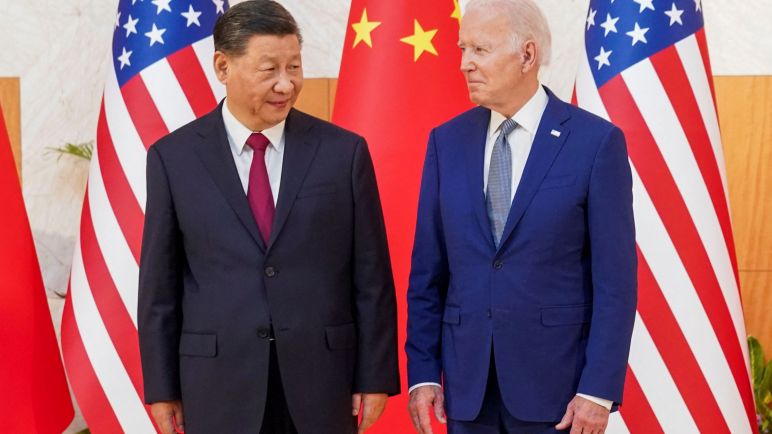 Joe Biden calificó a Xi Jinping de "dictador"