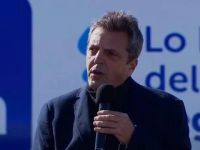 Massa contra empresarios del autotransporte
