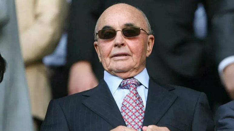 El magnate británico Joe Lewis declara ante una corte federal acusado de tráfico de información