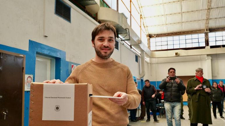 Chubut: Ganó Juntos por el Cambio en otra elección provincial con ausentismo y voto en blanco.