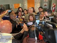 Bullrich denunció haber recibido "insultos y escupitajos de un grupo de kirchneristas" 
