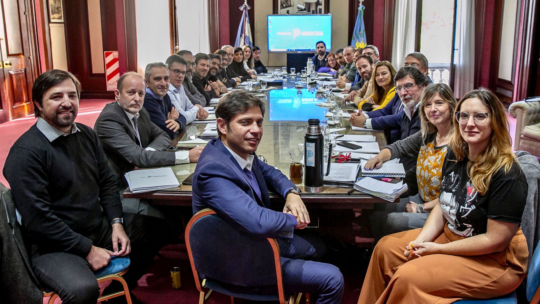 Axel Kicillof reunió a su gabinete para hacer un análisis post PASO