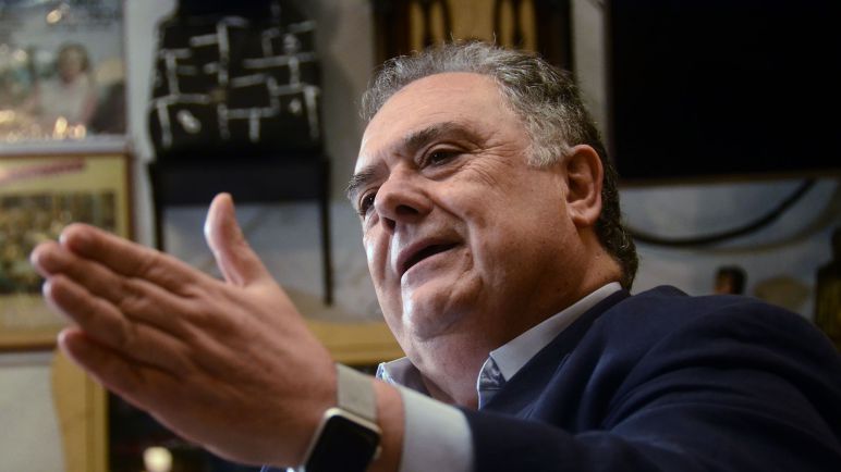 El Diputado Eduardo Valdés le pide a Massa que renuncie para ser candidato