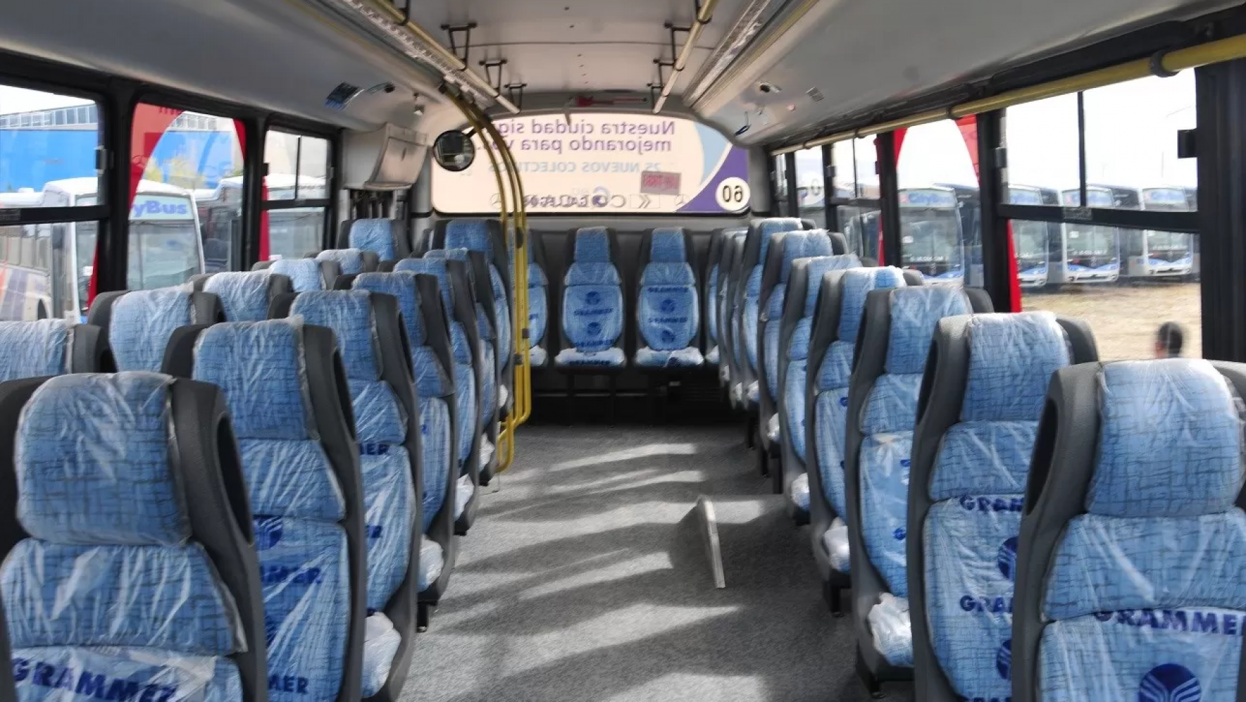 En el interior del país amenazan con un paro de colectivos